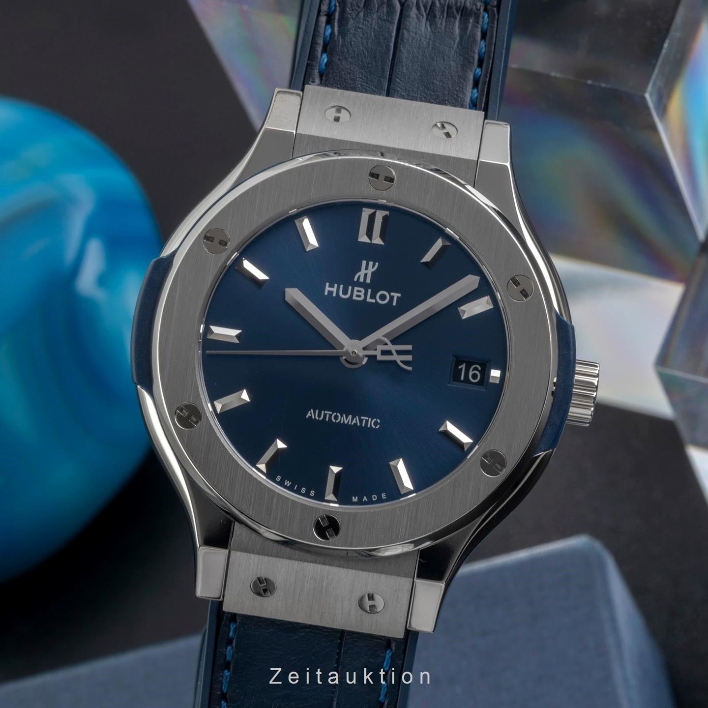 Hublot Classic Fusion Blue 565.NX.7170.LR (2022) - 38mm Titanium (1/8)