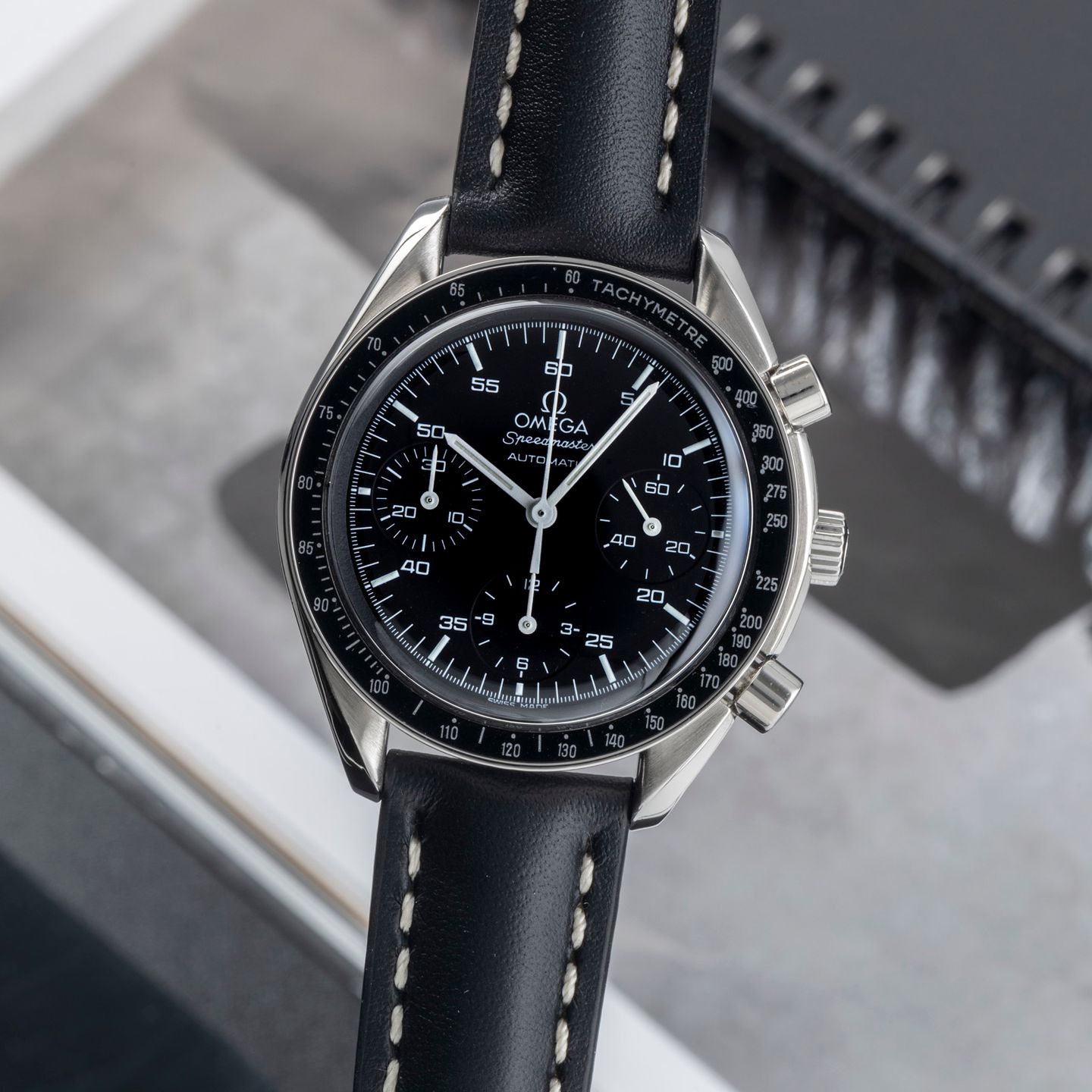 Omega Speedmaster Reduced 3510.50.00 (1999) - Black dial 39 mm Steel case (3/8)