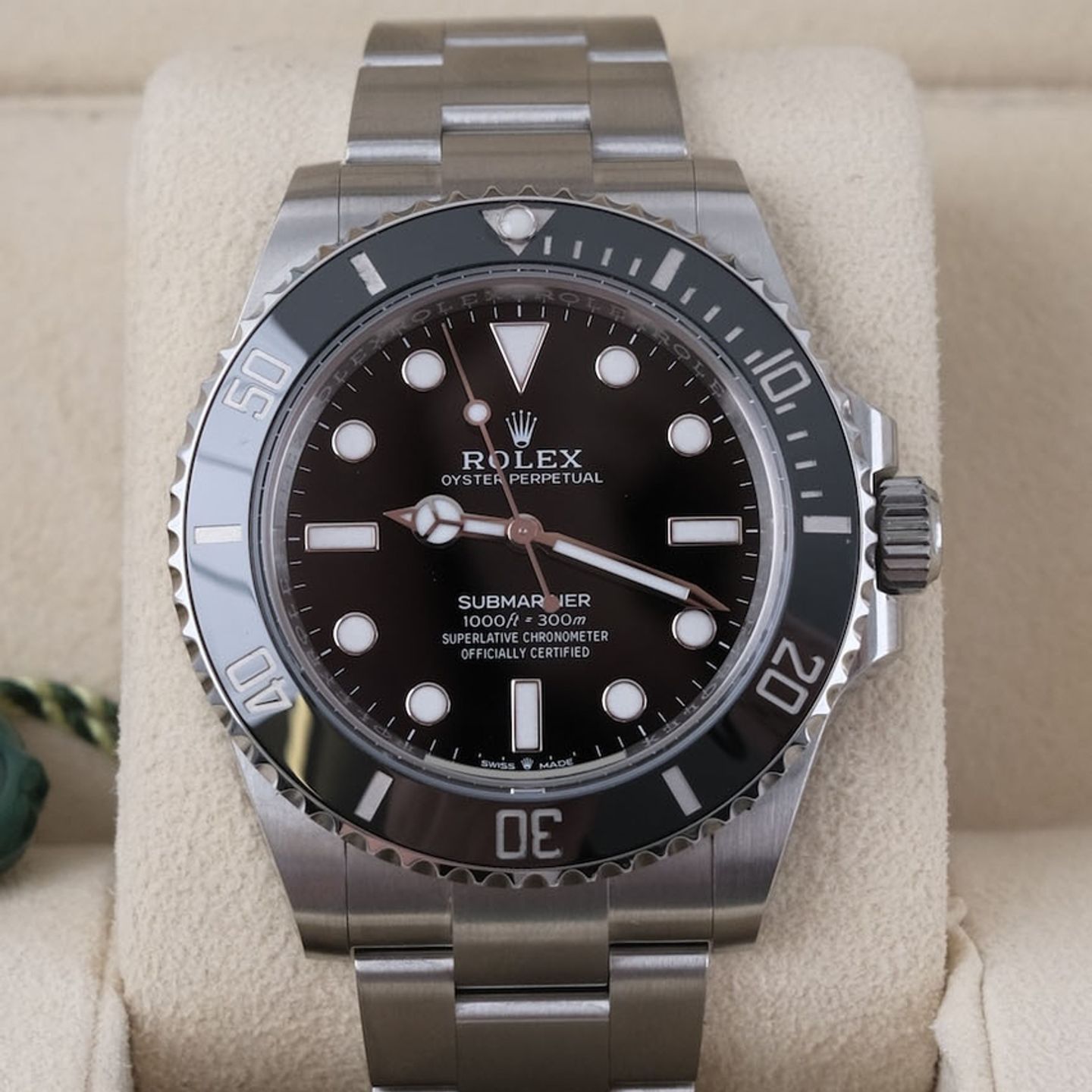 Rolex Submariner No Date 124060 - (3/8)