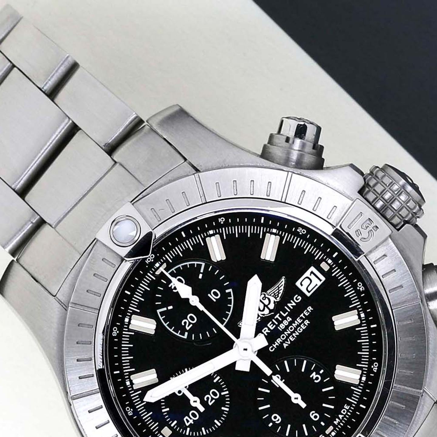 Breitling Avenger A13385 - (3/8)