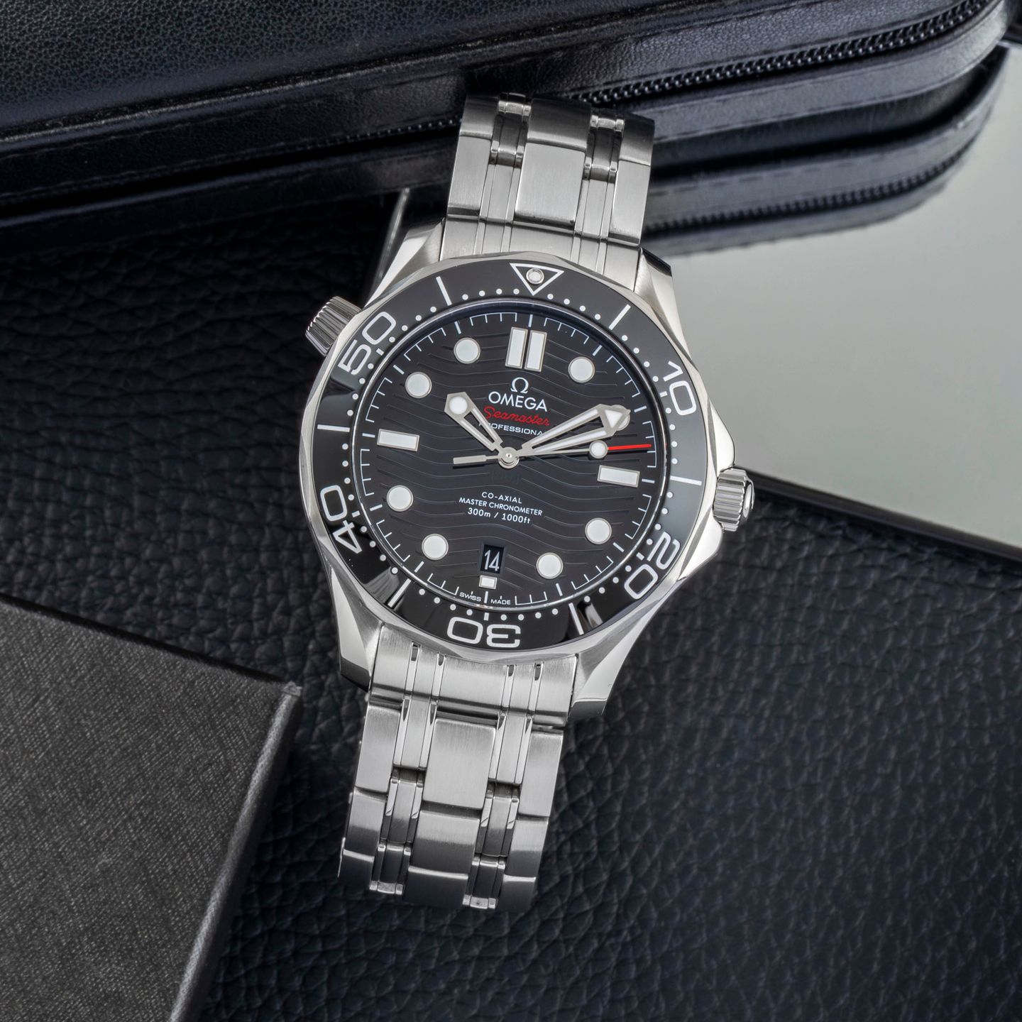 Omega Seamaster Diver 300 M 210.30.42.20.01.001 - (1/8)