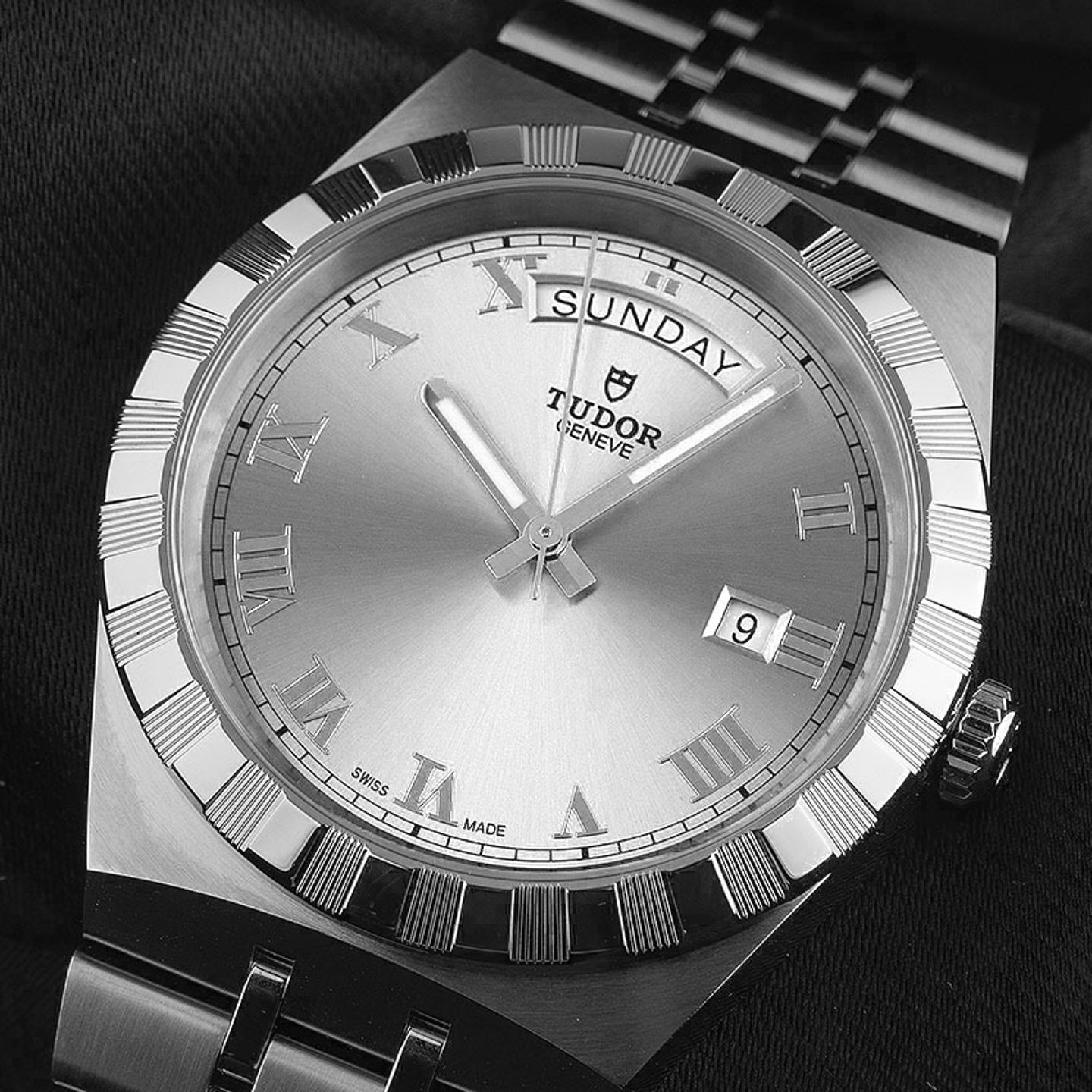 Tudor Royal 28600 (2025) - Zilver wijzerplaat 41mm Staal (3/7)