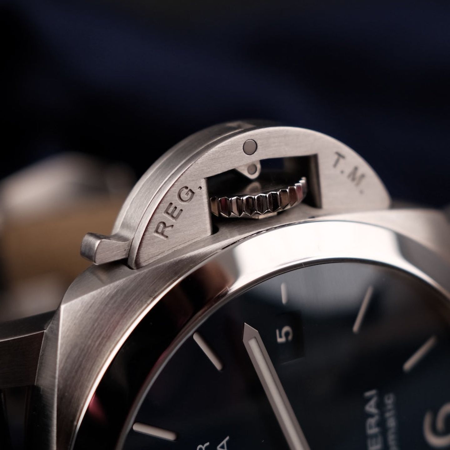 Panerai Luminor Marina PAM01313 (2022) - Blue dial 44 mm Steel case (7/8)