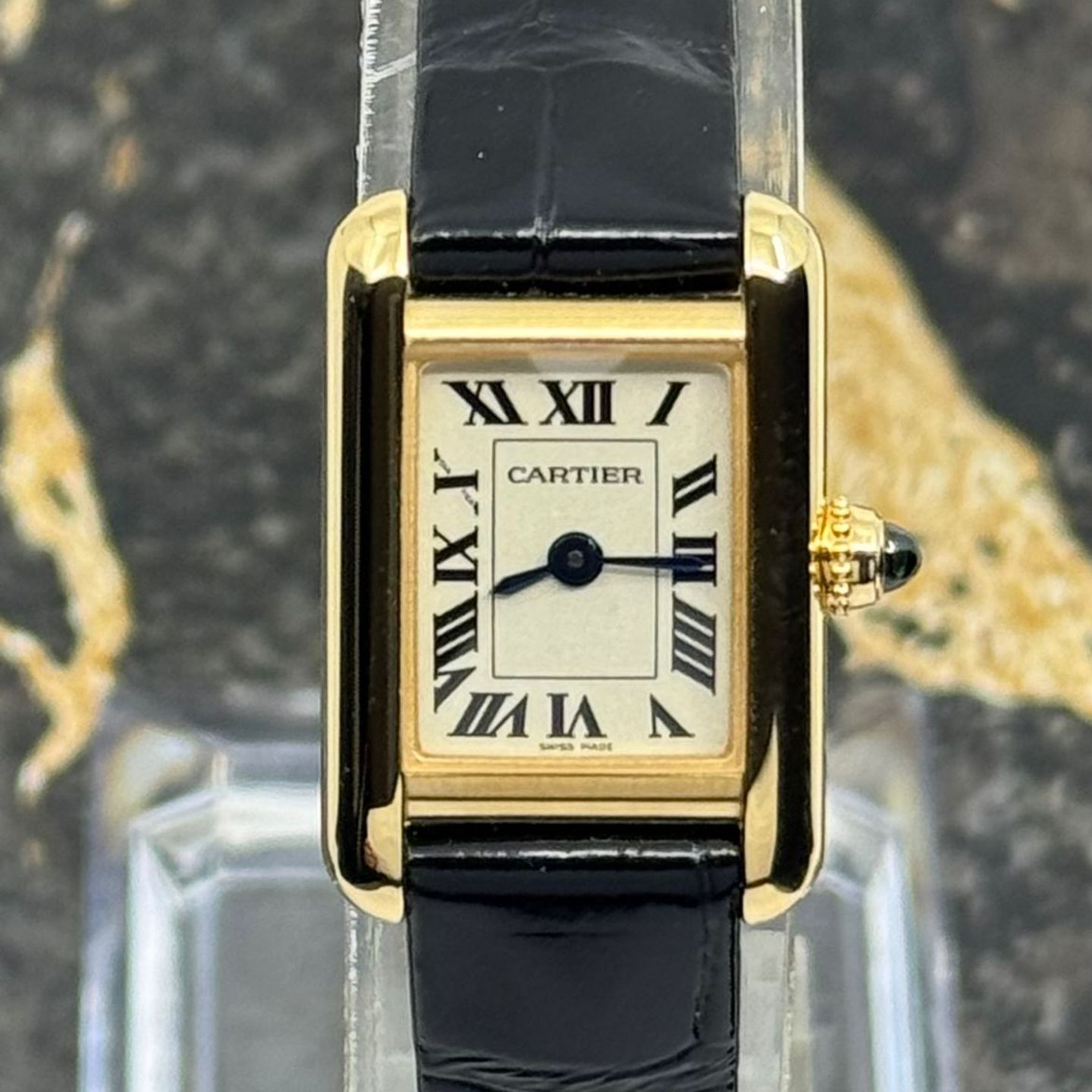 Cartier Tank Louis Cartier WGTA0352 (2025) - Silver dial 17 mm Yellow Gold case (5/8)