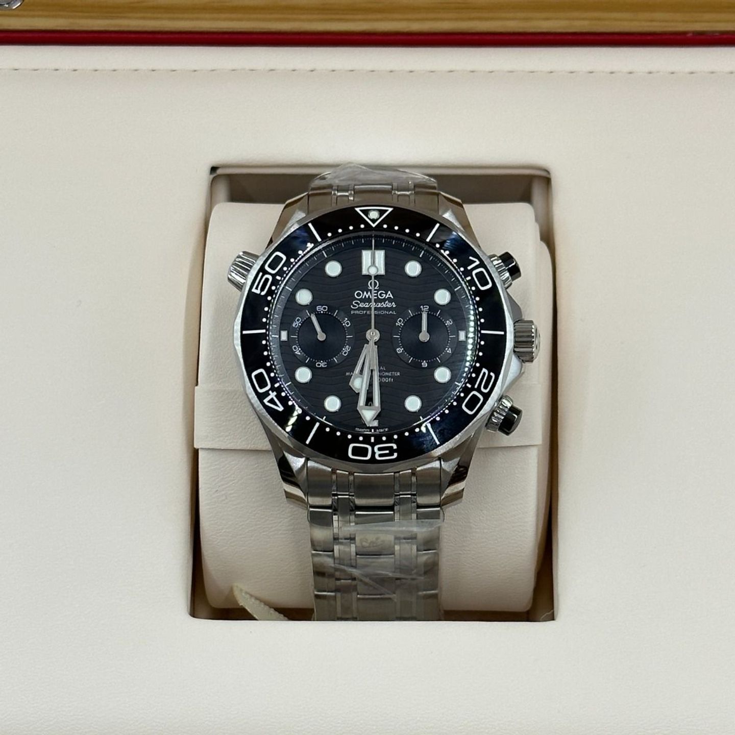 Omega Seamaster Diver 300 M 210.30.44.51.01.001 (2024) - Black dial 44 mm Steel case (5/8)