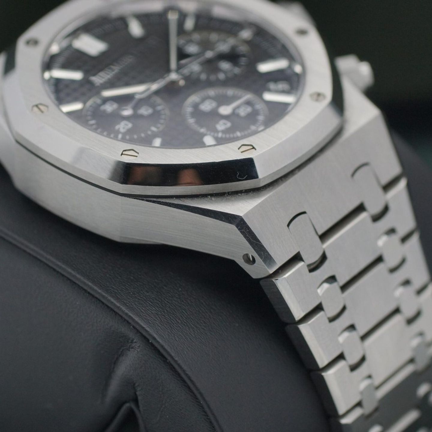 Audemars Piguet Royal Oak Chronograph 26240ST (2022) - Black dial 41 mm Steel case (5/8)