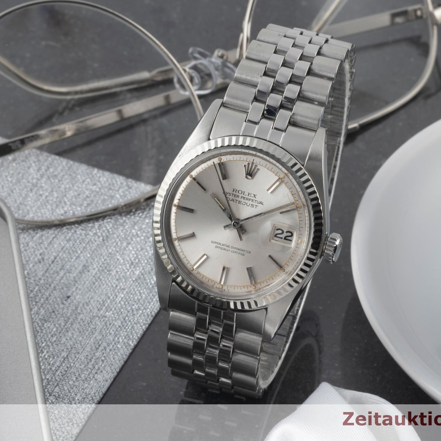 Rolex Datejust 1601 (1973) - Silver dial 36 mm White Gold case (1/8)