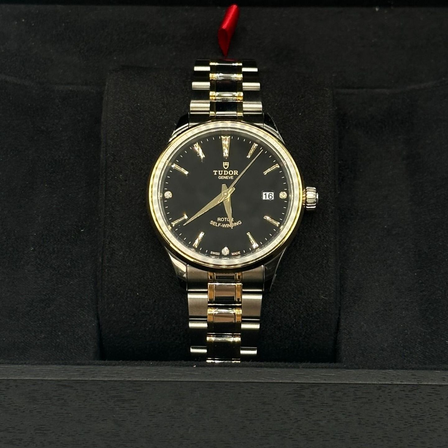 Tudor Style 12503-0006 (2024) - Black dial 38 mm Steel case (5/8)