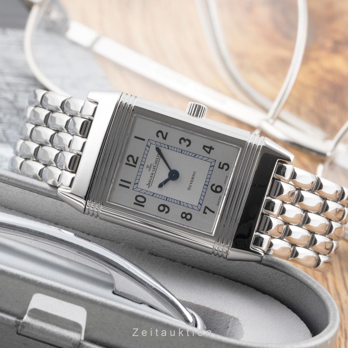 Jaeger-LeCoultre Reverso Classique Q2618420 - (2/8)