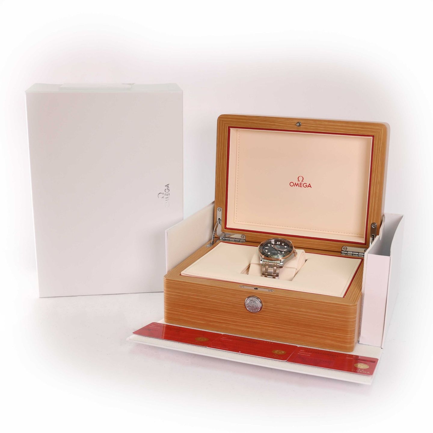 Omega Seamaster Diver 300 M 210.20.42.20.01.001 (2026) - Black dial 42 mm Steel case (6/6)