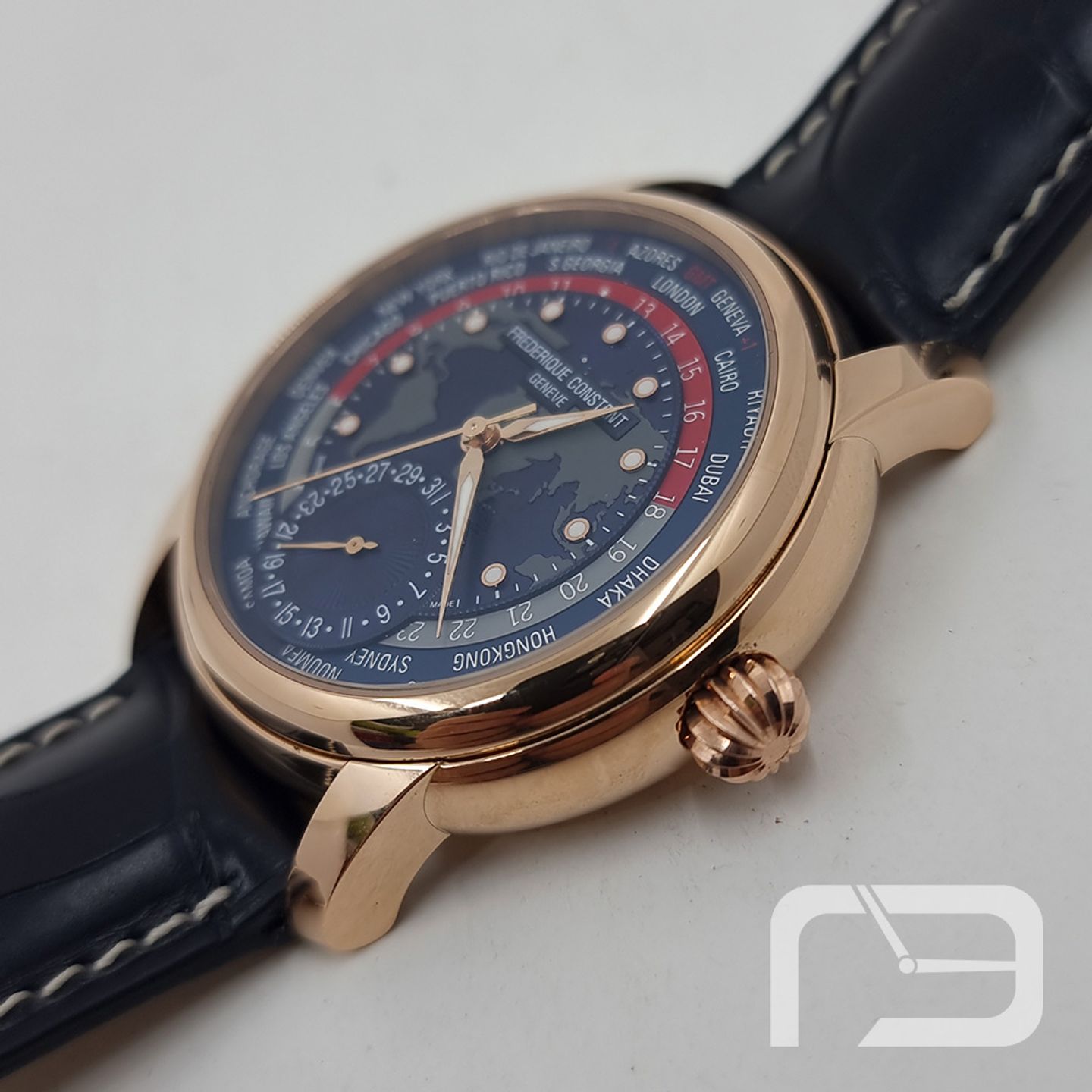 Frederique Constant Manufacture Worldtimer FC-718NRWM4H9 (2024) - Blauw wijzerplaat 42mm Roségoud (3/8)