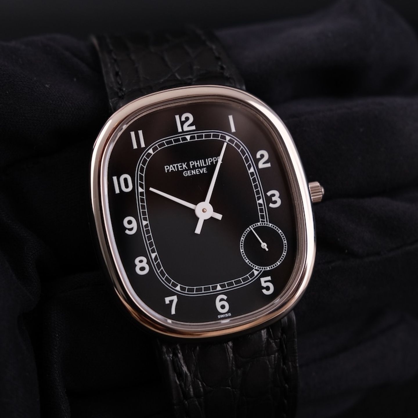 Patek Philippe Golden Ellipse 5738/1R-001 (Onbekend (willekeurig serienummer)) - Zwart wijzerplaat 35mm Roségoud (5/8)