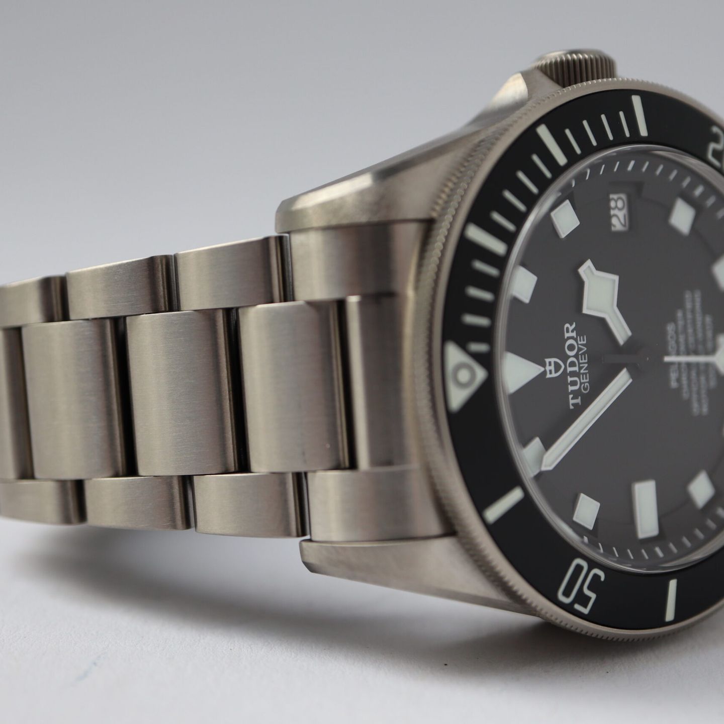 Tudor Pelagos 25600TN (2023) - Black dial 42 mm Titanium case (6/8)