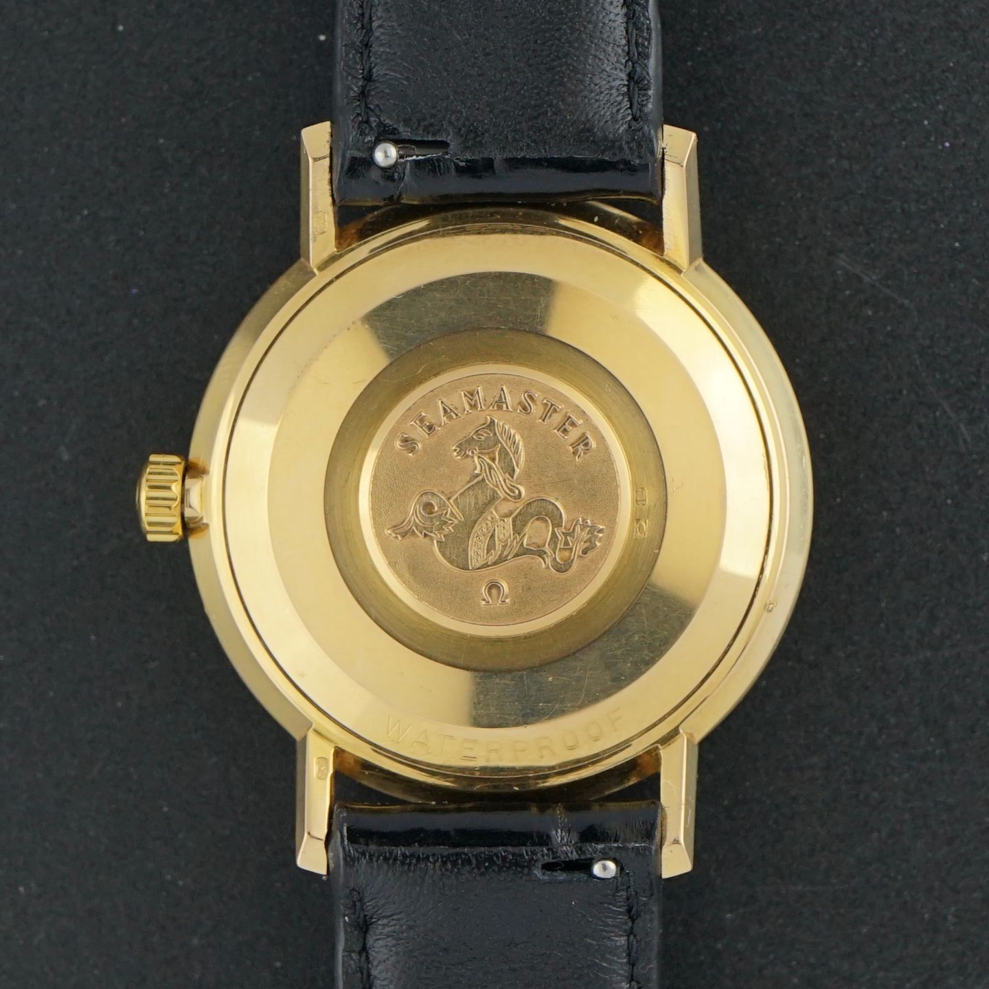 Omega Seamaster 166.020 (1965) - White dial 34 mm Yellow Gold case (3/8)