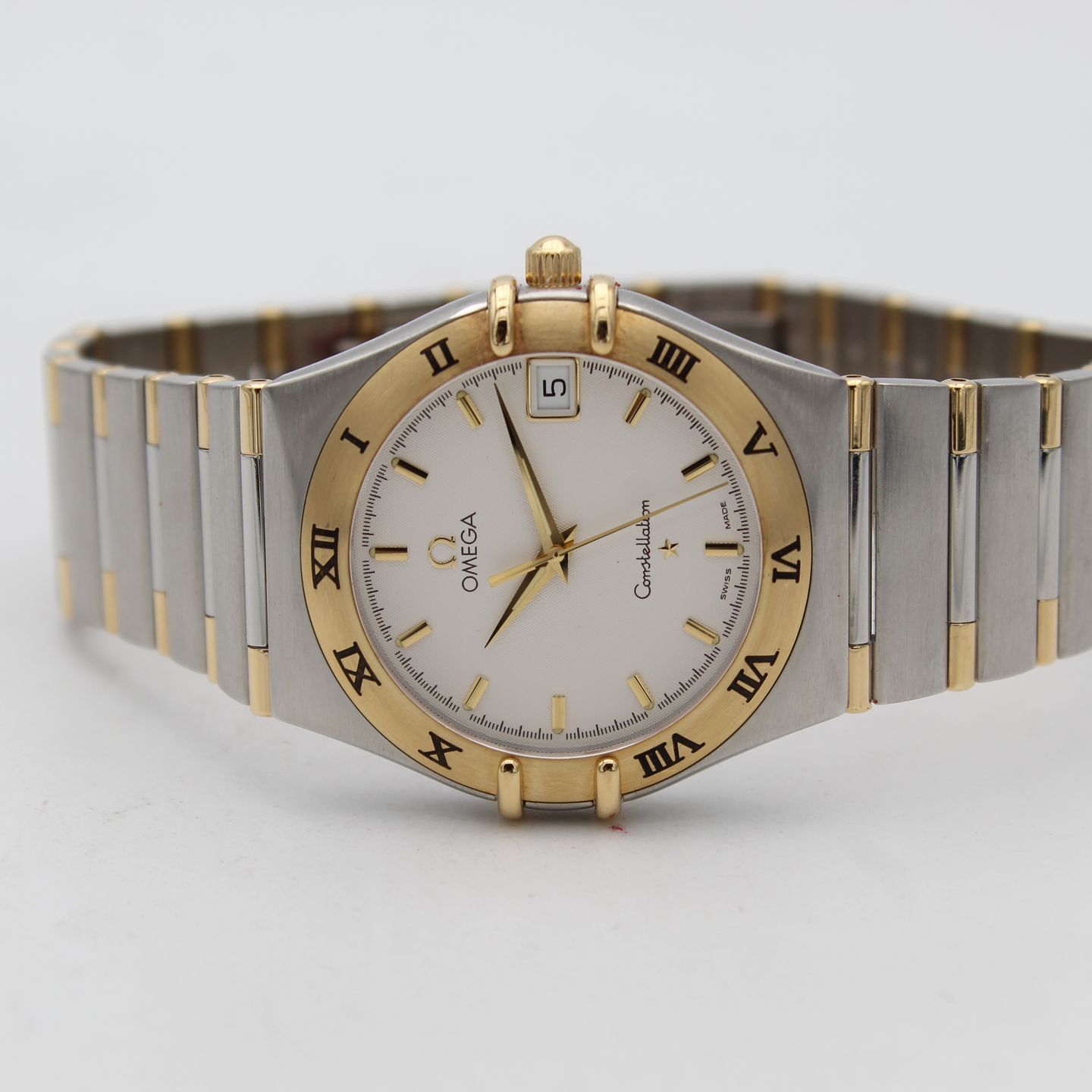 Omega Constellation Quartz 1312.3 (1995) - White dial 33 mm Gold/Steel case (5/8)