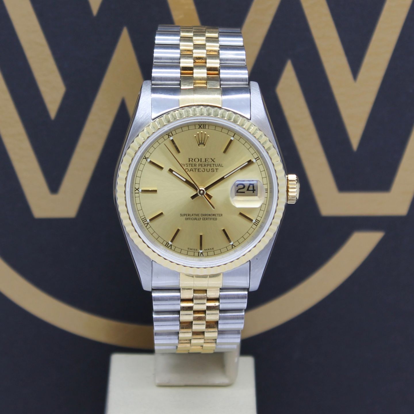 Rolex Datejust 36 16233 (1993) - Champagne dial 36 mm Gold/Steel case (4/7)