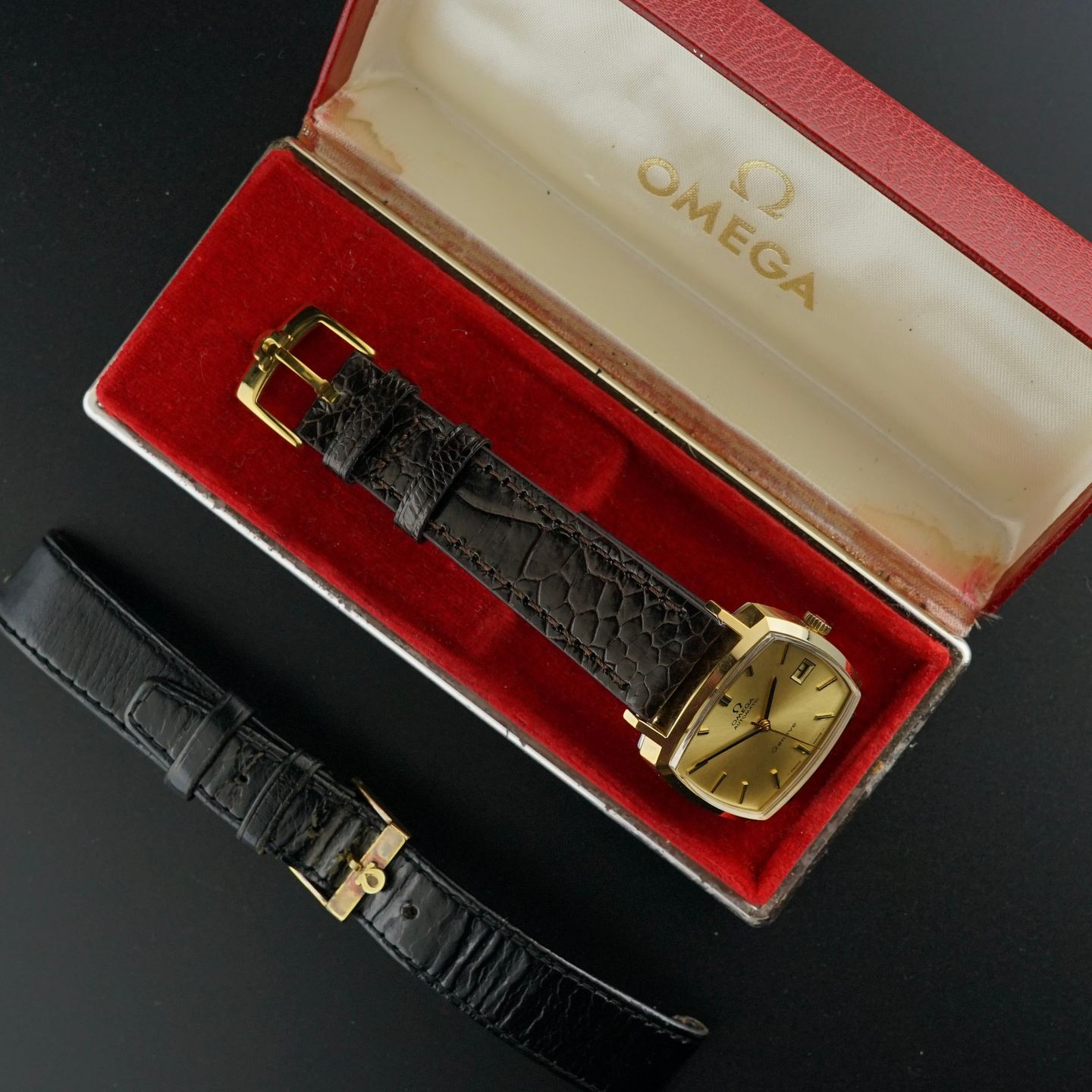 Omega Genève 162.0042 - (3/8)