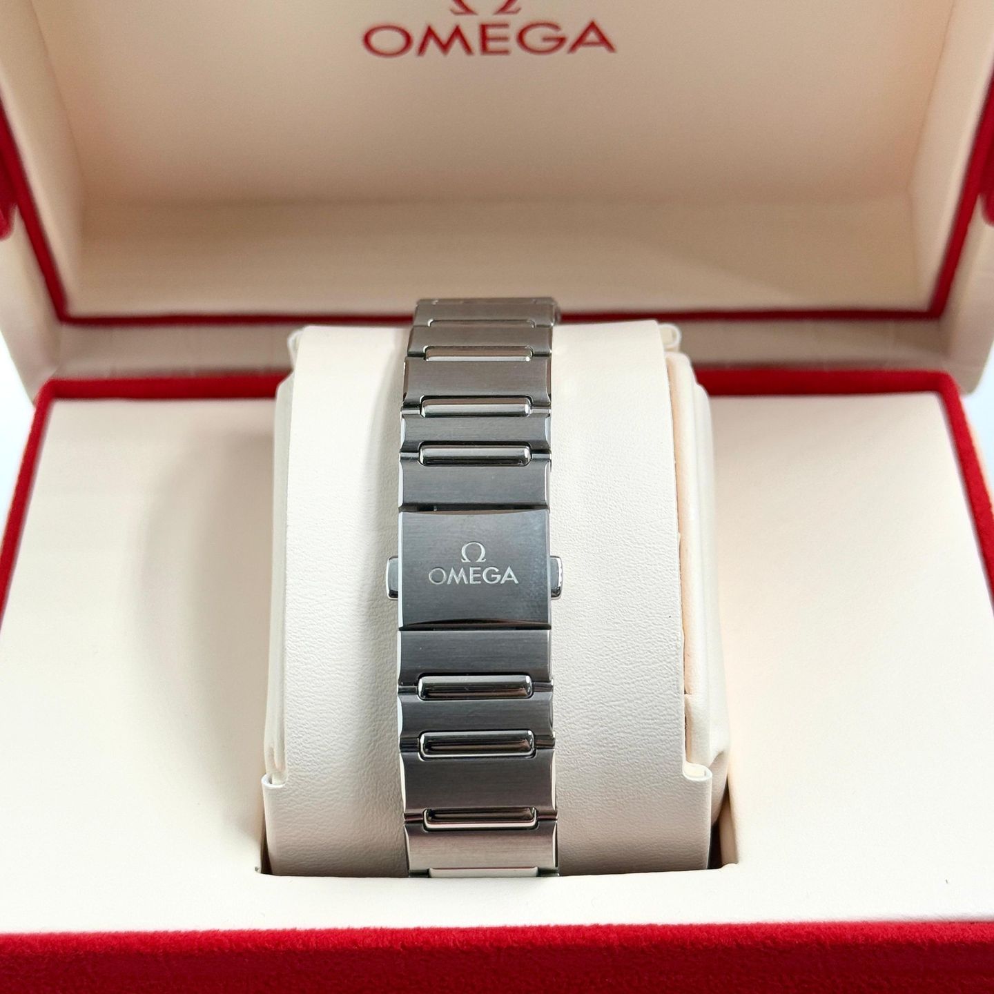 Omega Constellation Petite Seconde 131.10.34.20.53.001 - (2/8)
