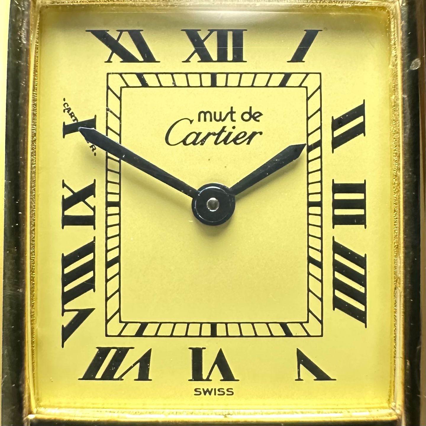 Cartier Tank 5057001 (1990) - Champagne dial 20 mm Gold/Steel case (8/8)