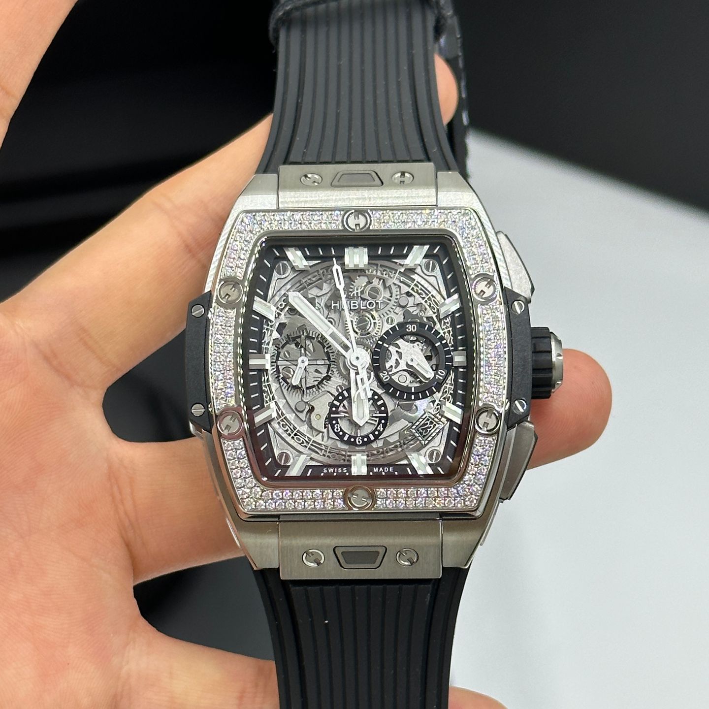 Hublot Spirit of Big Bang 642.NX.0170.RX.1104 - (5/8)