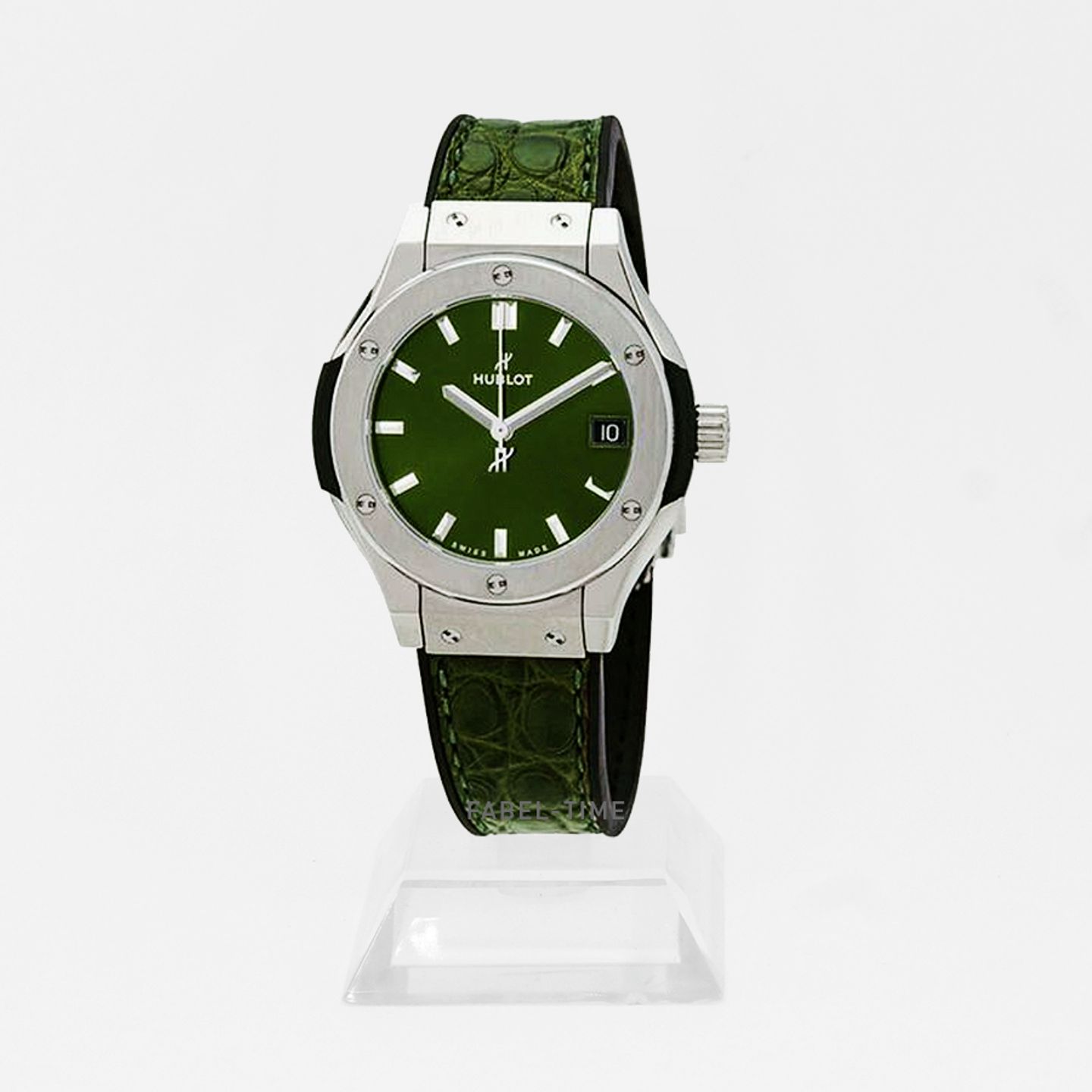 Hublot Classic Fusion Quartz 581.NX.8970.LR.1104 (2024) - Green dial 33 mm Titanium case (1/1)