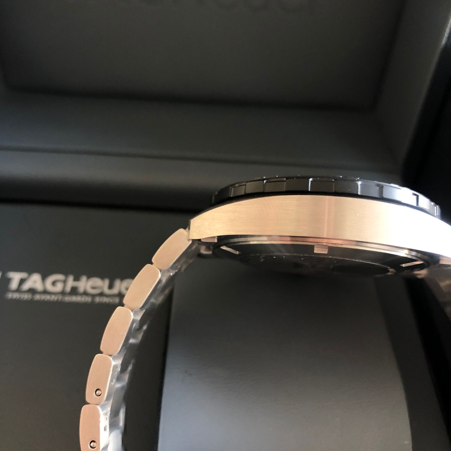 TAG Heuer Formula 1 Quartz CAZ1010.BA0842 (2022) - Black dial 43 mm Steel case (6/8)