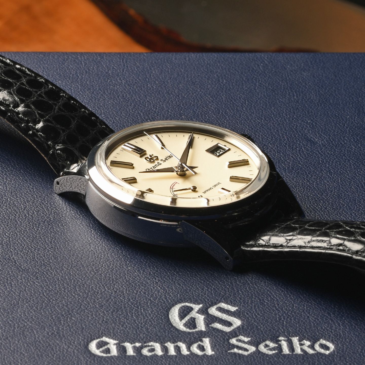 Grand Seiko Elegance Collection SBGA293G (2023) - White dial 40 mm Steel case (3/8)