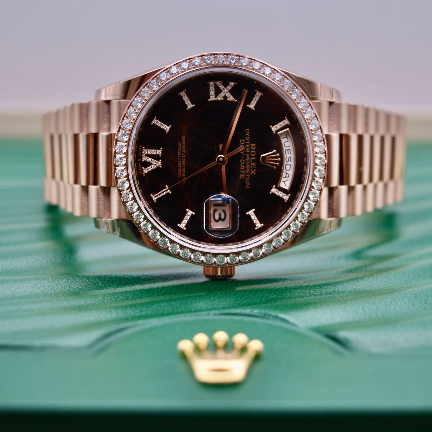 Rolex Day-Date 36 128345 (2022) - Brown dial 36 mm Rose Gold case (2/5)