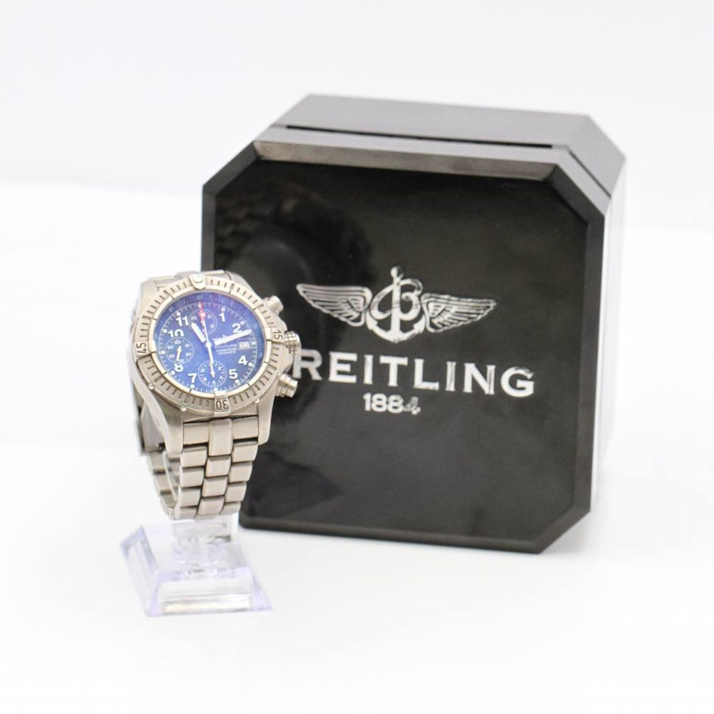 Breitling Avenger E13360 (Unknown (random serial)) - Blue dial 44 mm Titanium case (3/8)