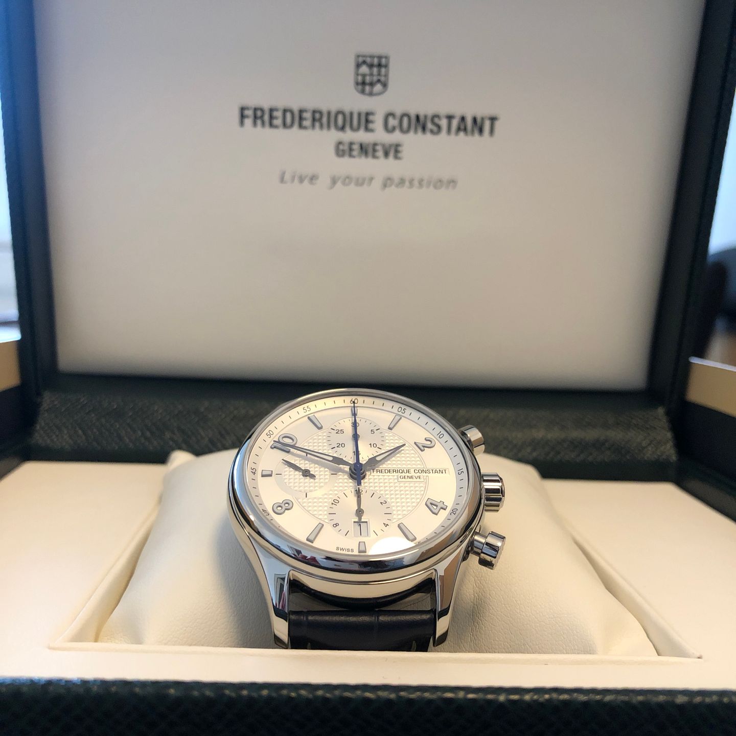 Frederique Constant Runabout Chronograph FC-392RMS5B6 (2022) - Zilver wijzerplaat 42mm Staal (5/8)