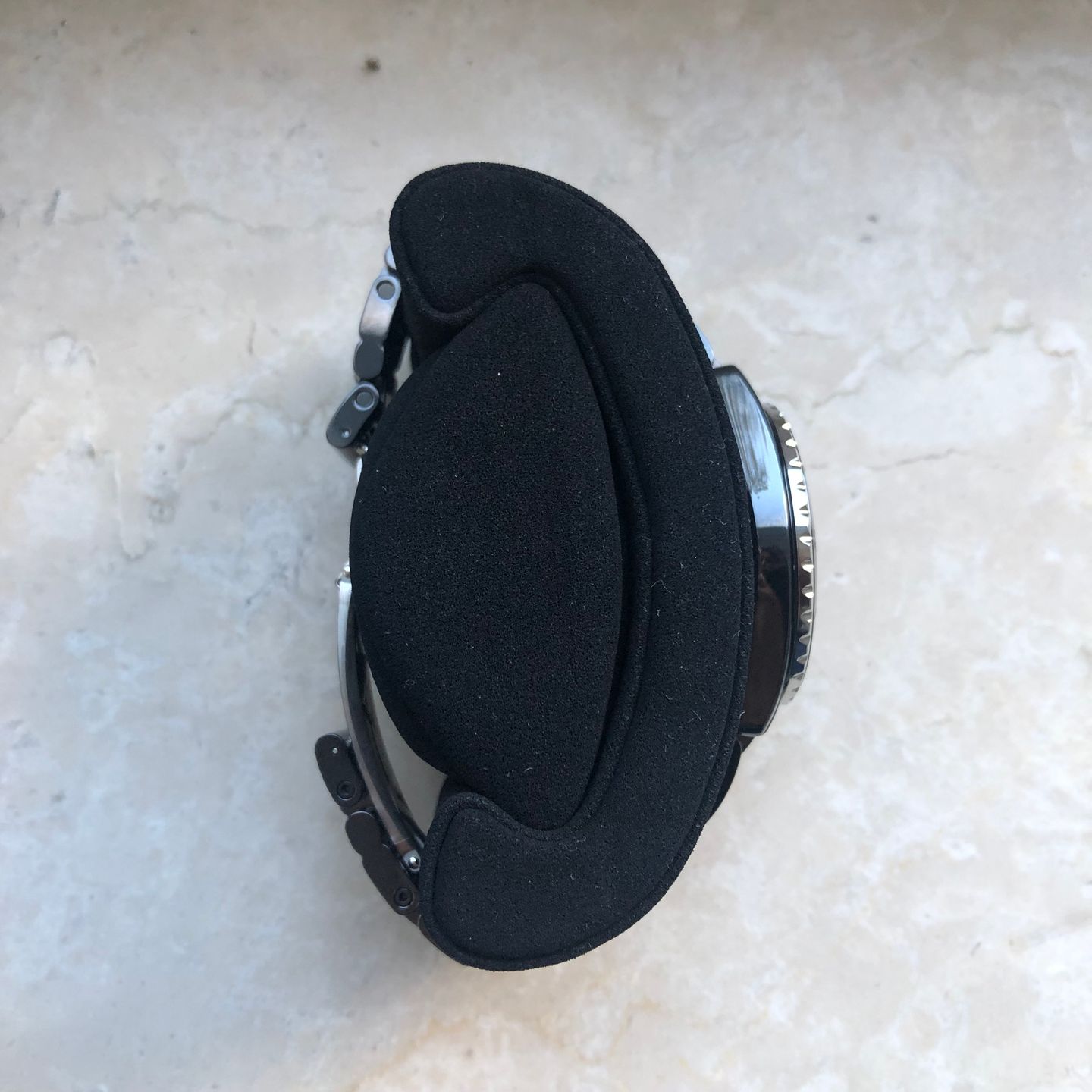 Chanel J12 H6185 (2022) - Black dial 38 mm Ceramic case (3/5)