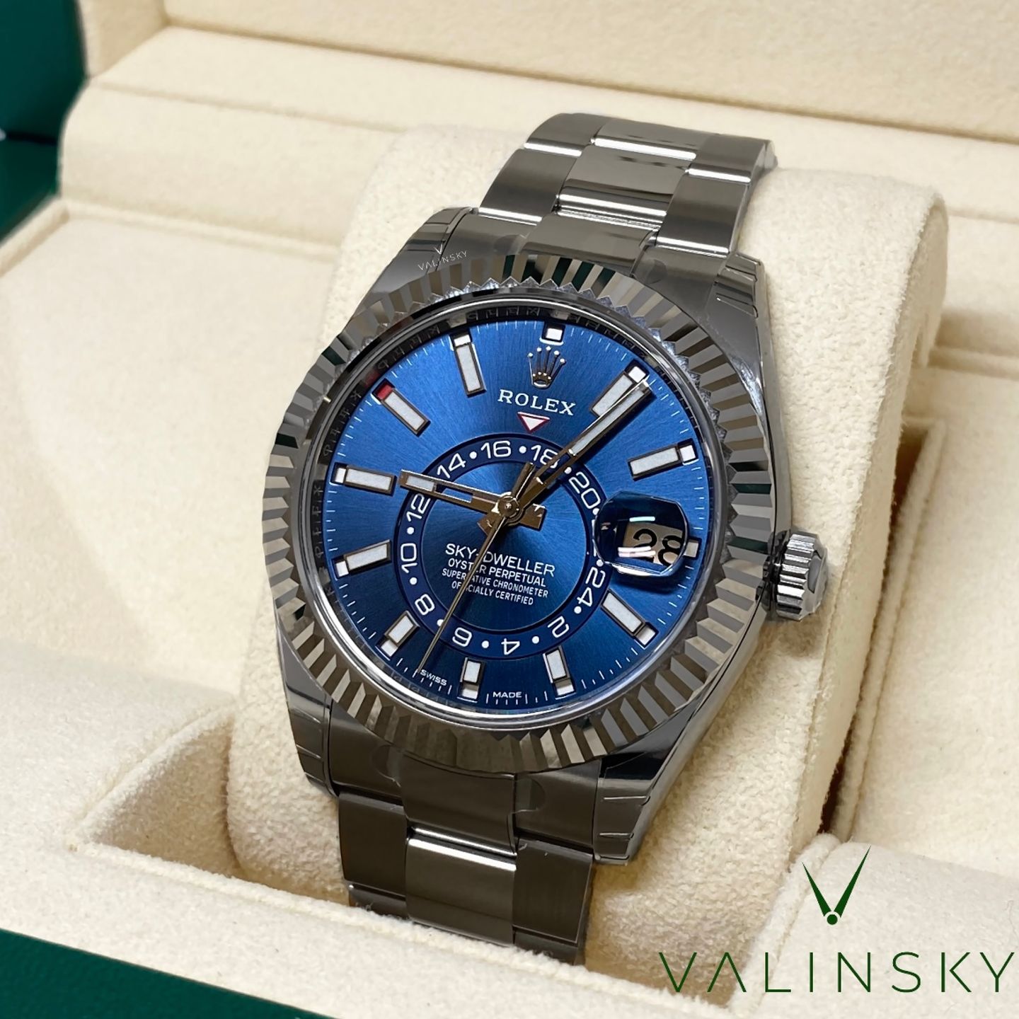 Rolex Sky-Dweller 326934 (2021) - Blue dial 42 mm Steel case (1/4)