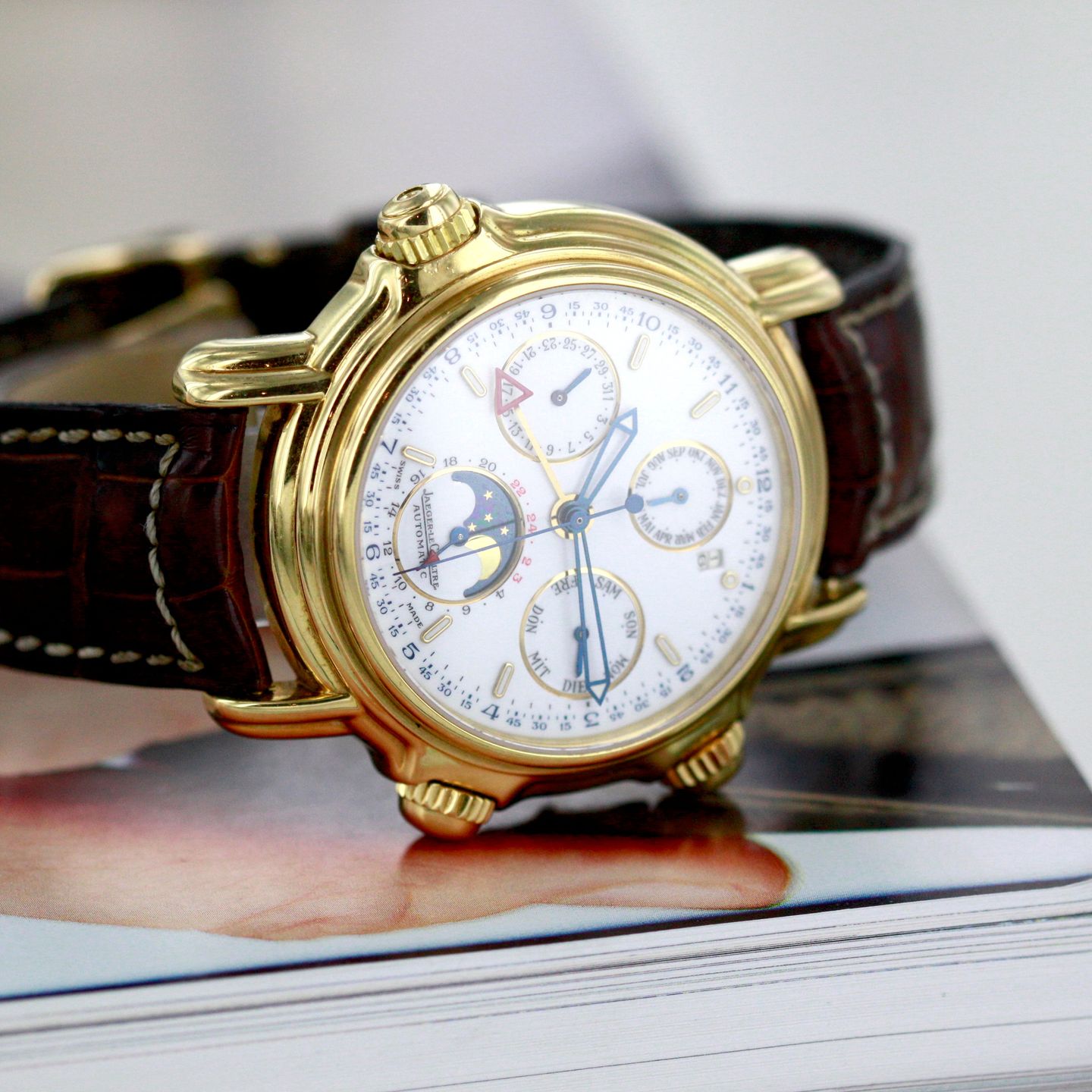 Jaeger-LeCoultre Master Control 180.199 (Unknown (random serial)) - White dial 38 mm Yellow Gold case (8/8)