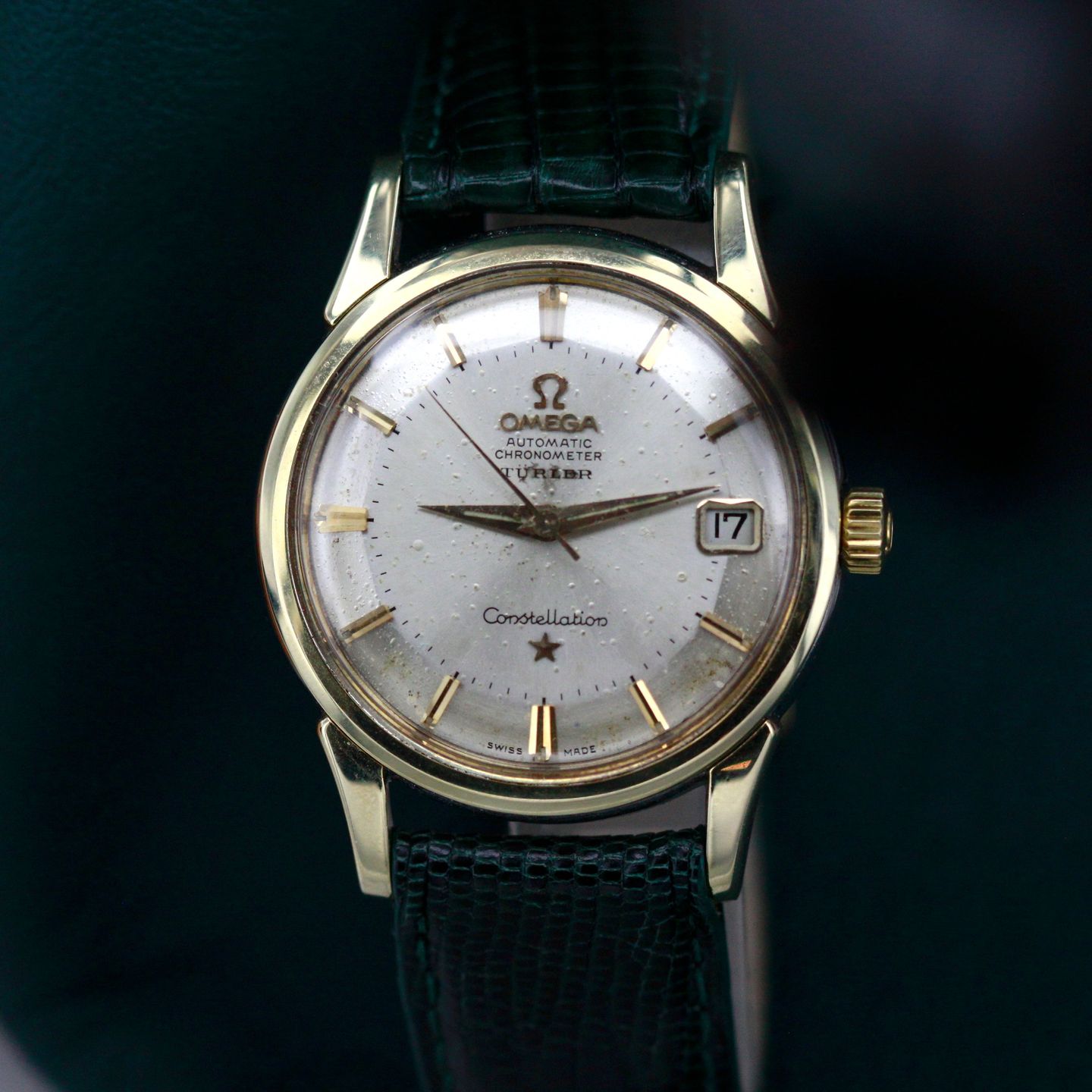 Omega Constellation 14393 (Unknown (random serial)) - Silver dial 34 mm Gold/Steel case (1/8)