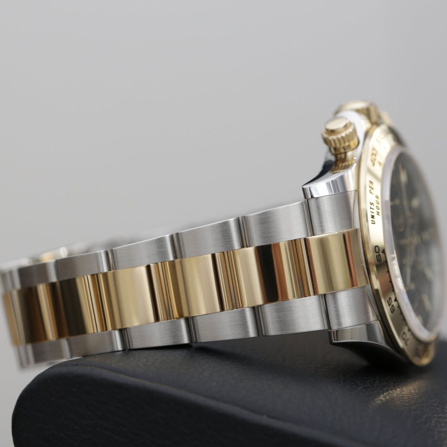 Rolex Daytona 116503 (2022) - Black dial 40 mm Gold/Steel case (6/9)