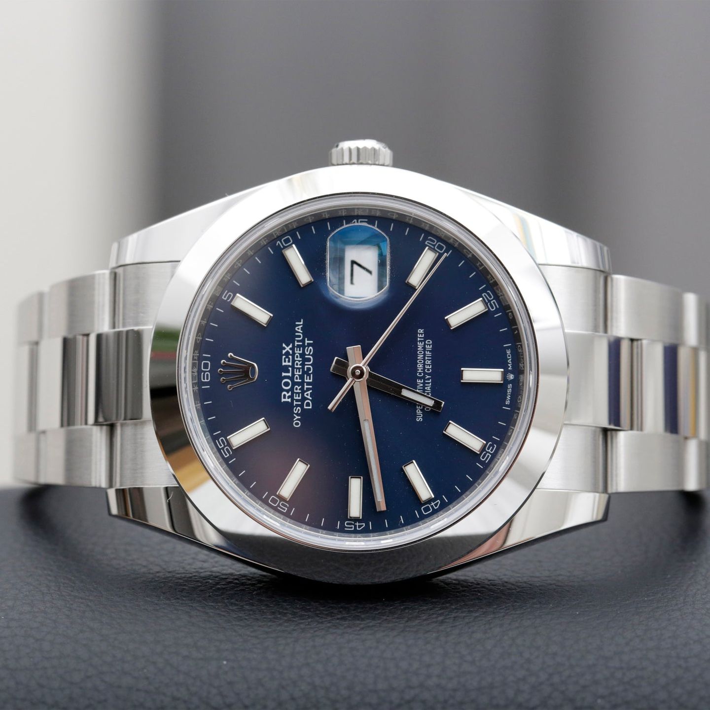 Rolex Datejust 41 126300 (2020) - Blue dial 41 mm Steel case (2/9)