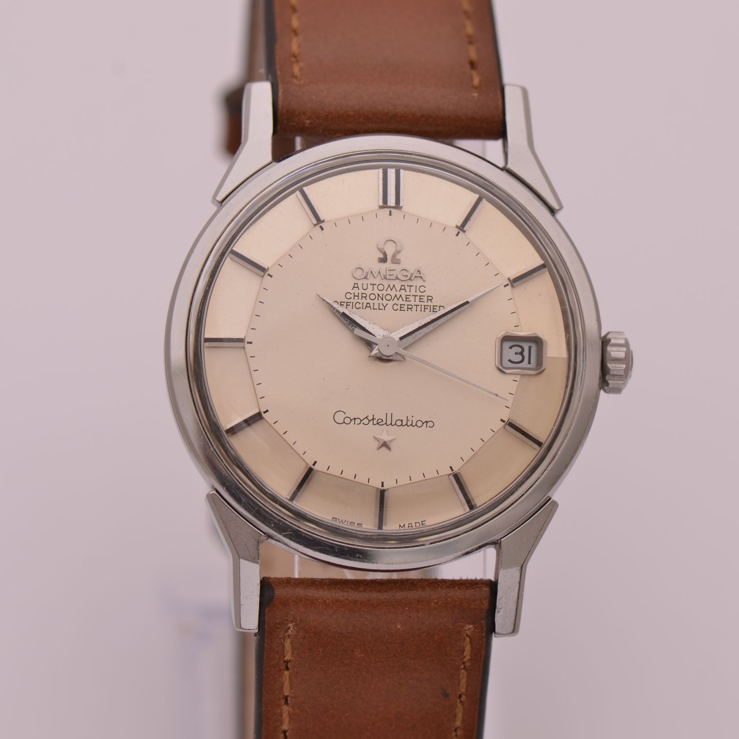 Omega Constellation 168.005 (1972) - Silver dial 34 mm Steel case (2/8)