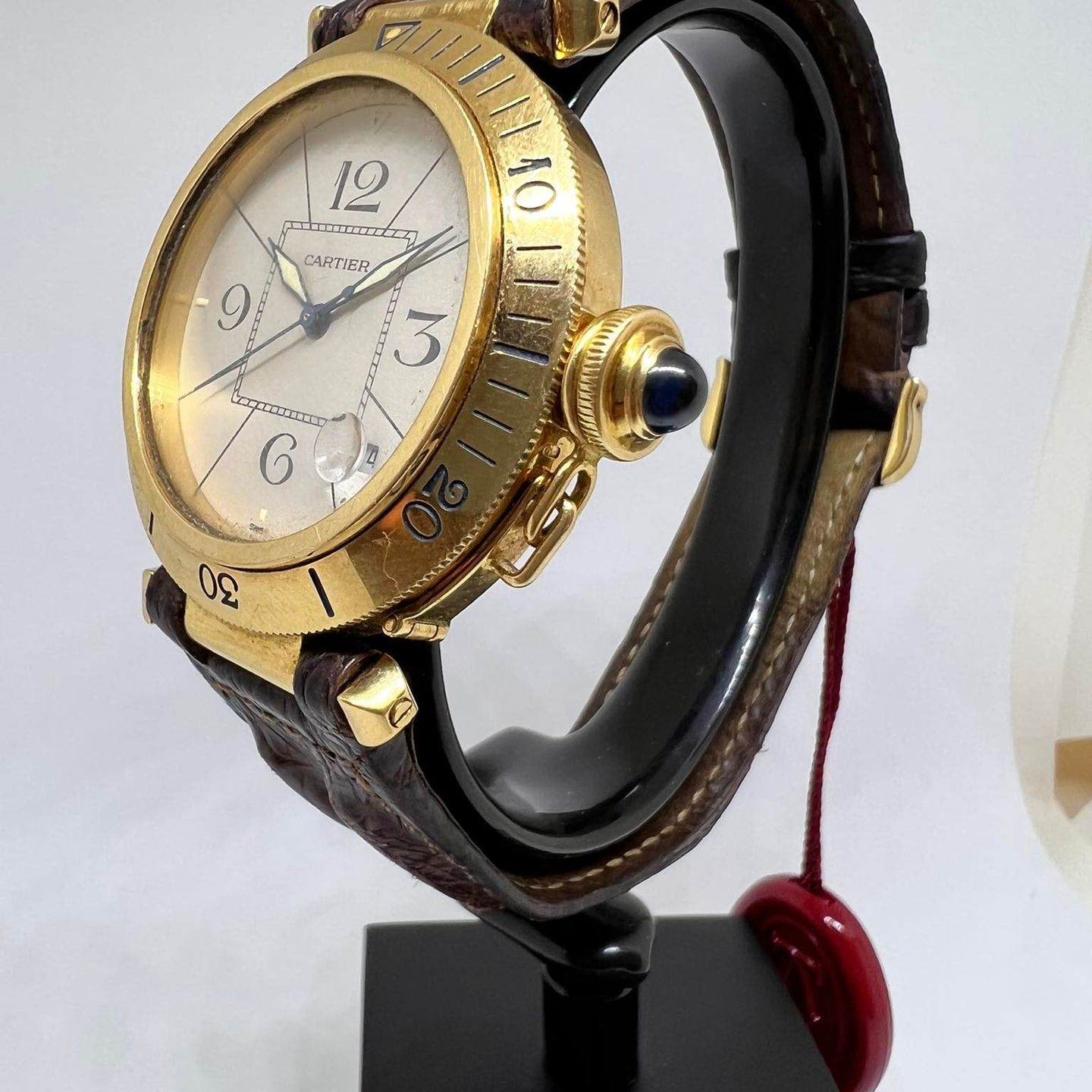 Cartier Pasha 1020 (Unknown (random serial)) - White dial 38 mm Yellow Gold case (2/6)