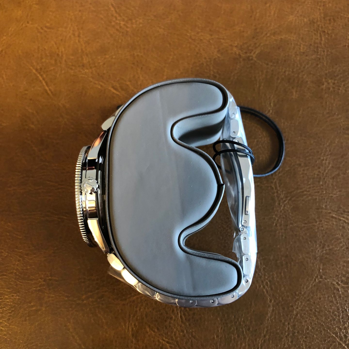 Rado HyperChrome Captain Cook R32500203 (2022) - Blue dial 37 mm Steel case (2/6)