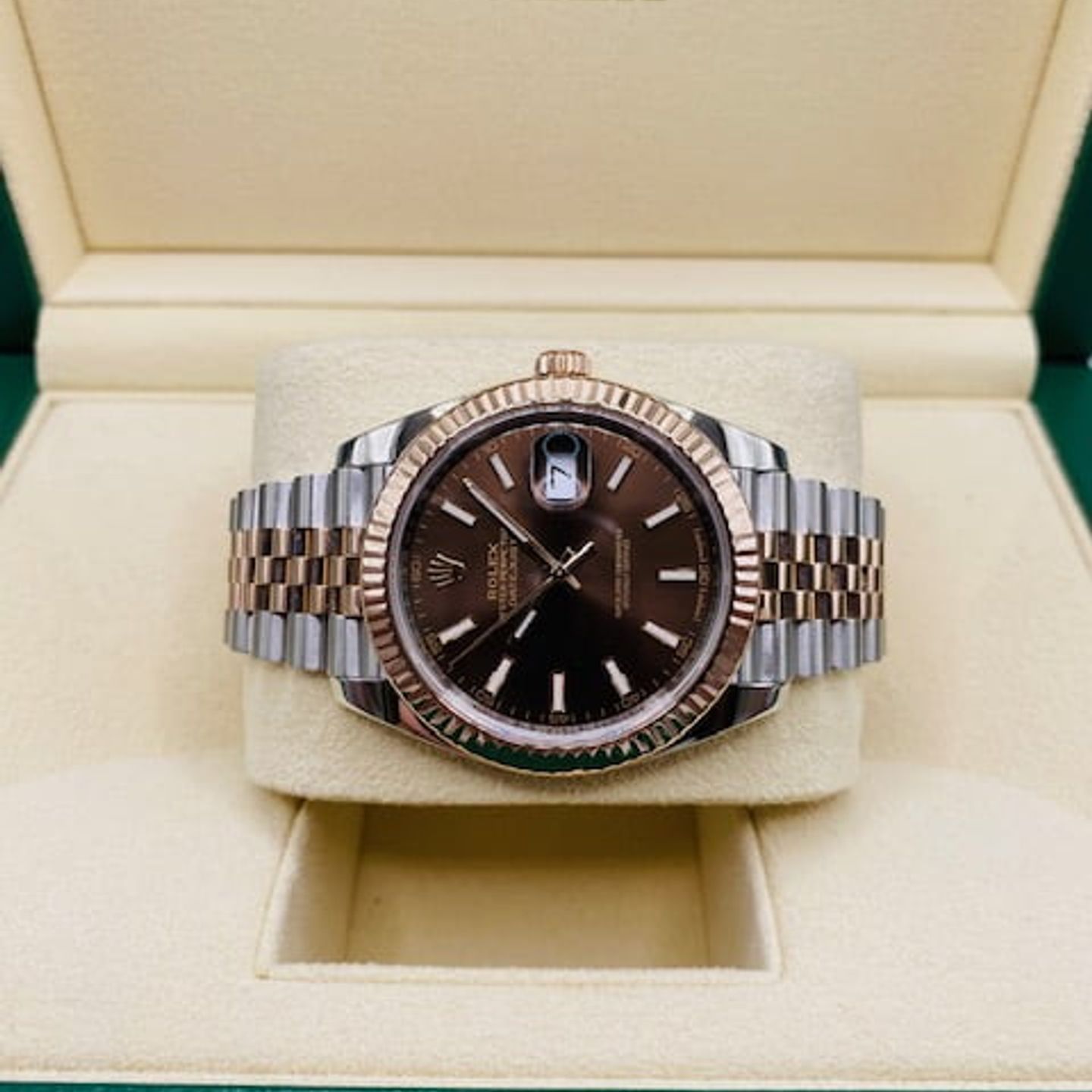 Rolex Datejust 41 126331 (2022) - Brown dial 41 mm Gold/Steel case (4/5)