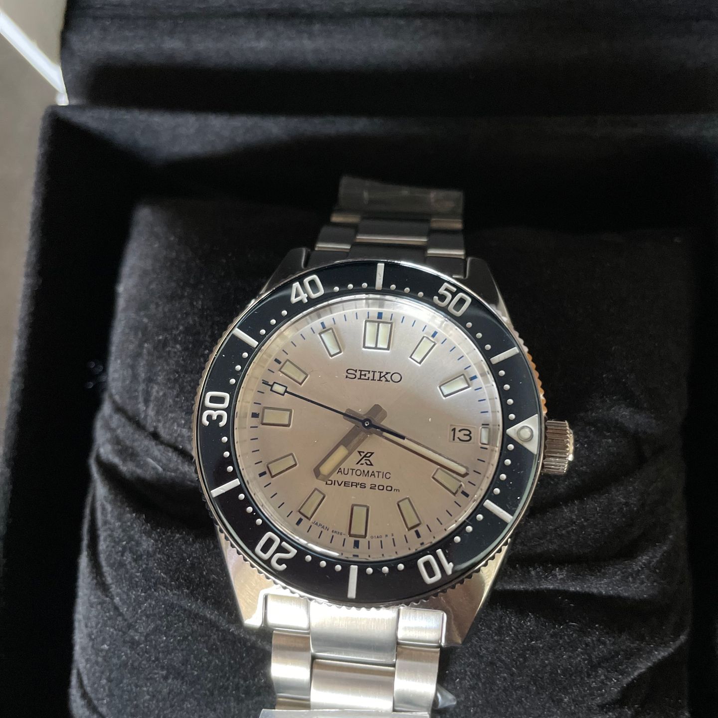 Seiko Prospex SPB213J1 (2022) - White dial 41 mm Steel case (2/3)