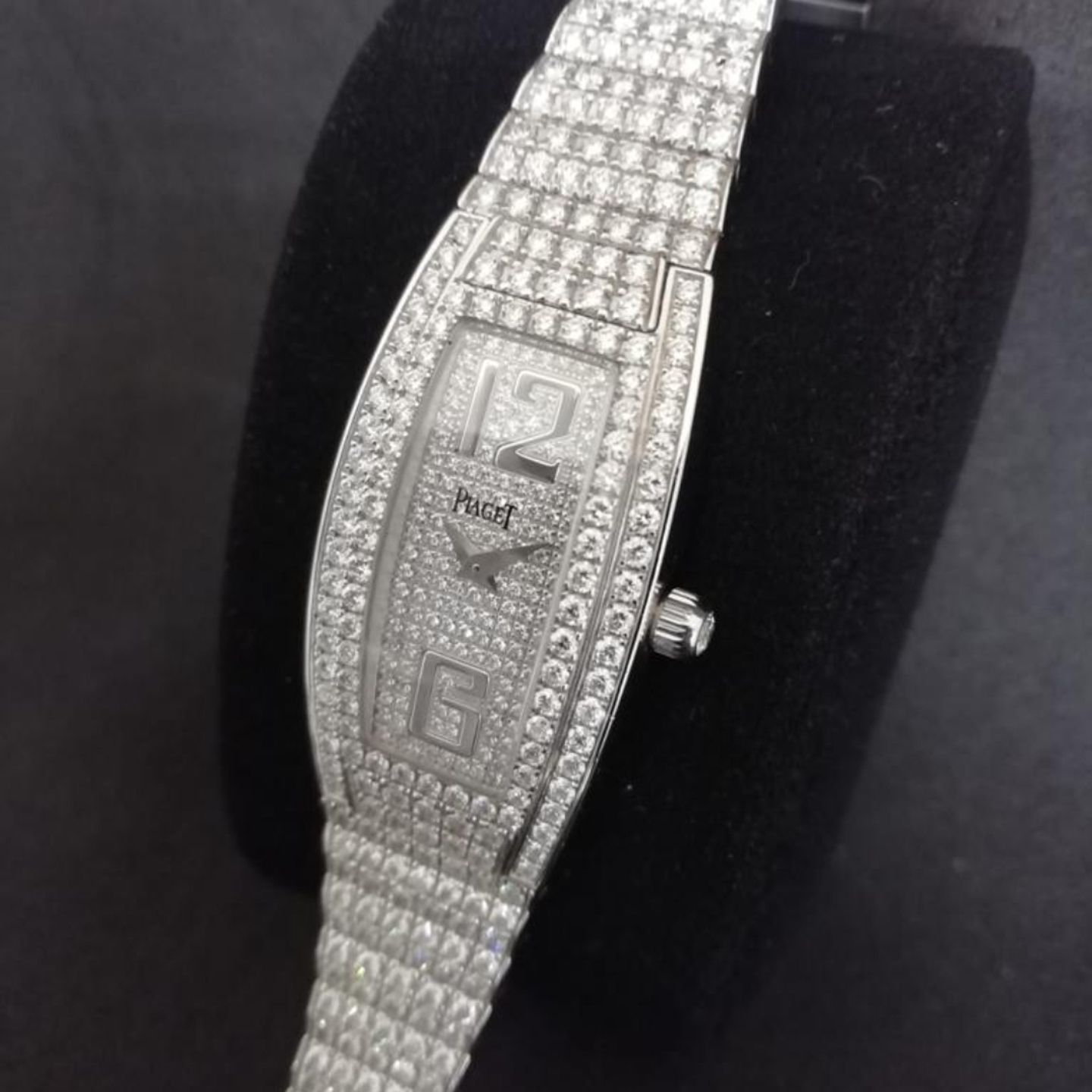 Piaget Limelight G0A26054 (2005) - Diamond dial 34 mm White Gold case (2/8)