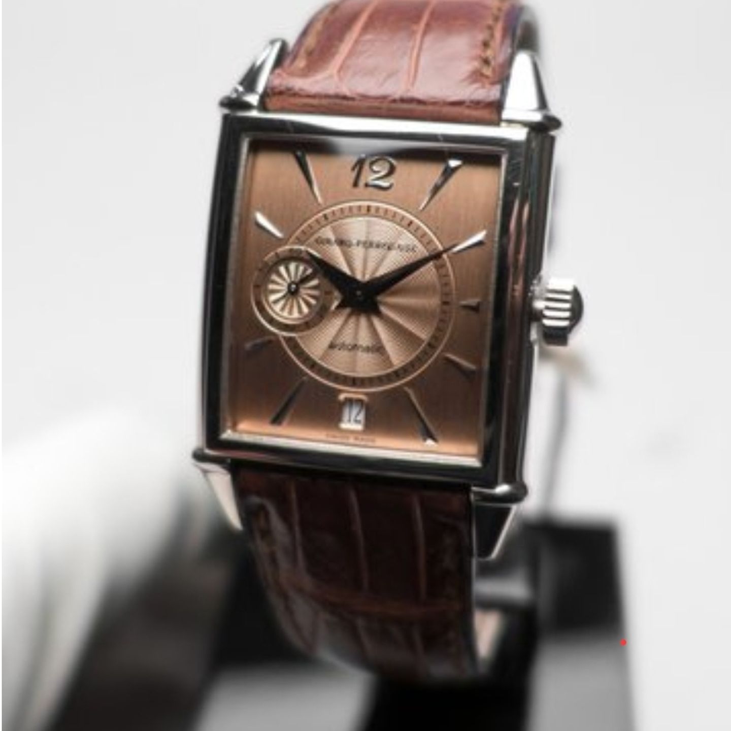 Girard-Perregaux Vintage 1945 2596 (2001) - Brown dial 27 mm White Gold case (3/8)