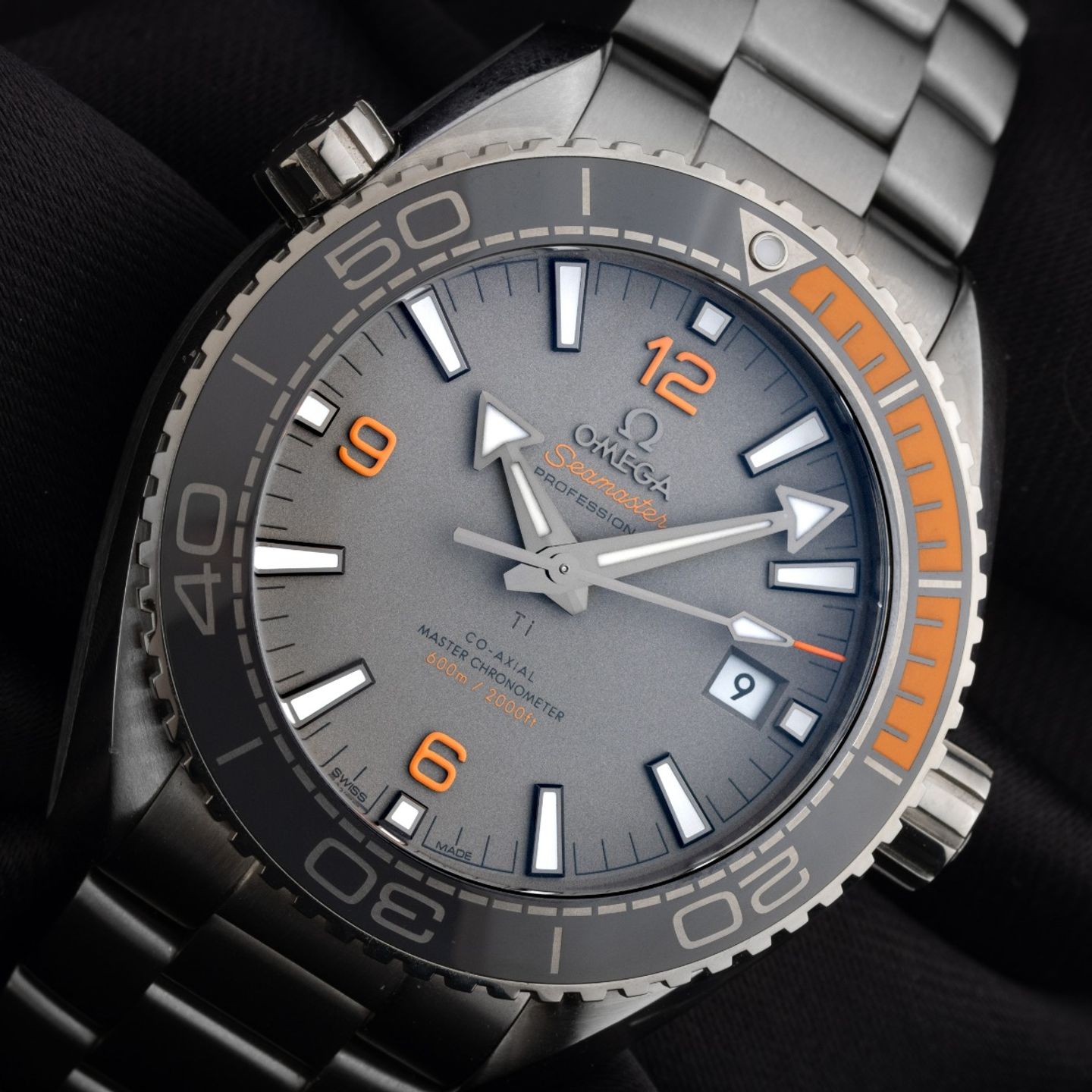 Omega Seamaster Planet Ocean 215.90.44.21.99.001 - (3/7)