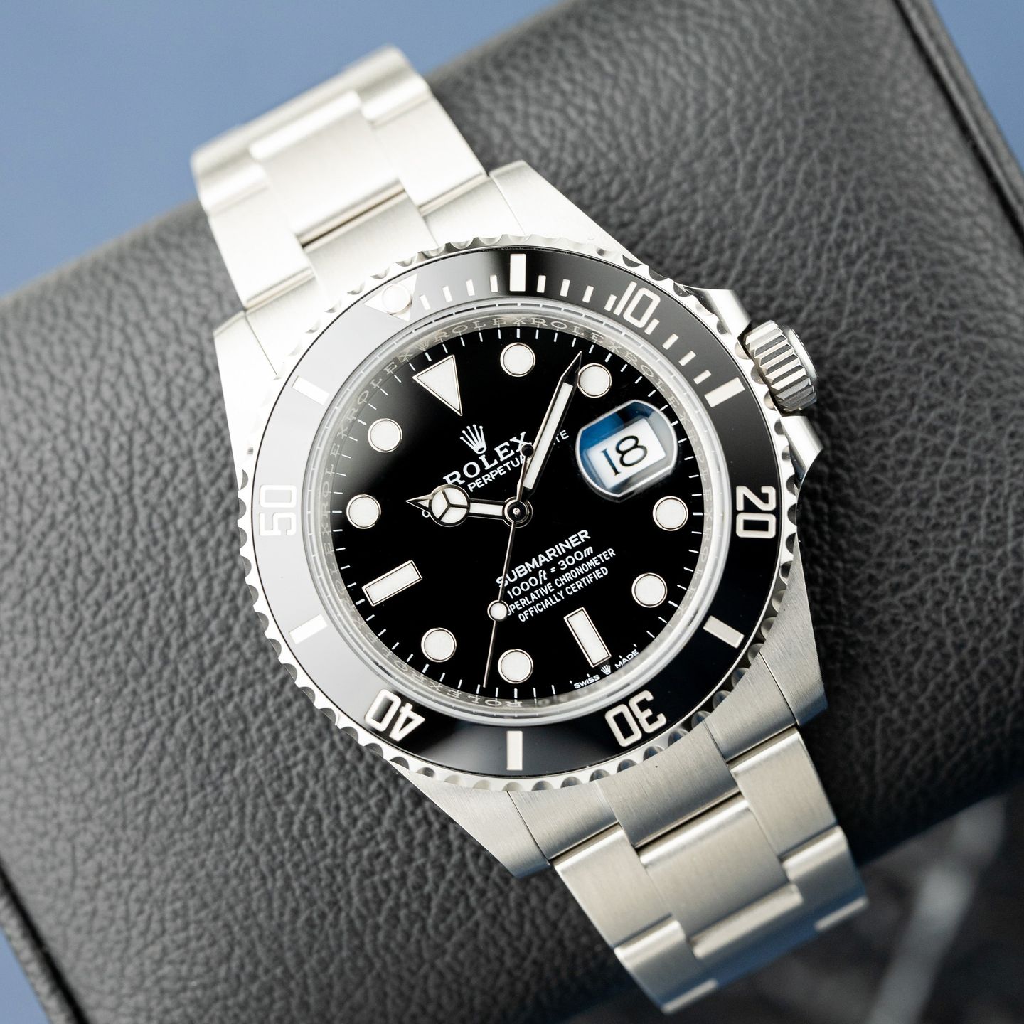 Rolex Submariner Date 126610LN - (2/8)