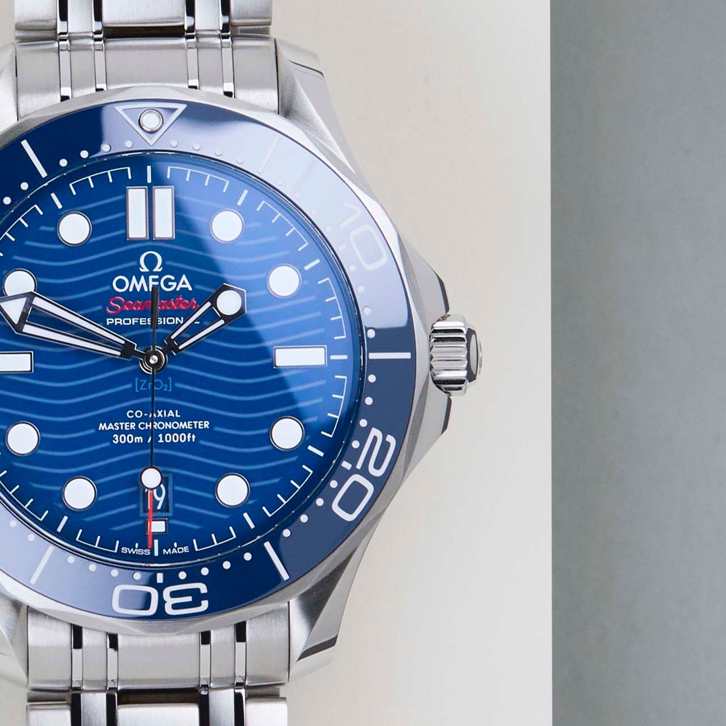 Omega Seamaster Diver 300 M 210.30.42.20.03.001 (2025) - Blue dial 42 mm Steel case (5/8)