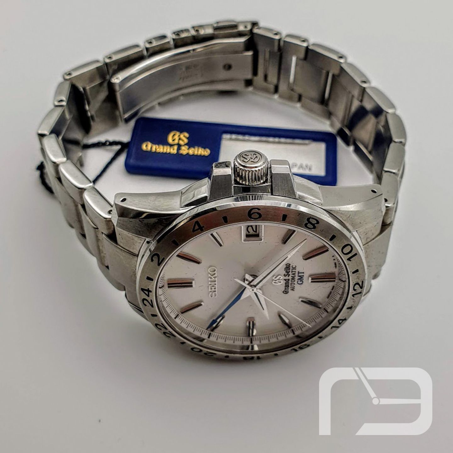 Seiko Grand Seiko SBGM025 (2024) - Silver dial 39 mm Steel case (5/8)