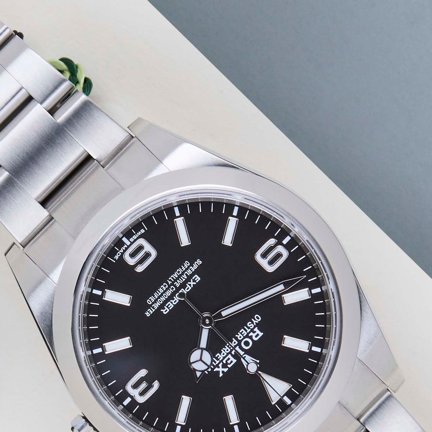 Rolex Explorer 214270 (2020) - Zwart wijzerplaat 39mm Staal (4/8)