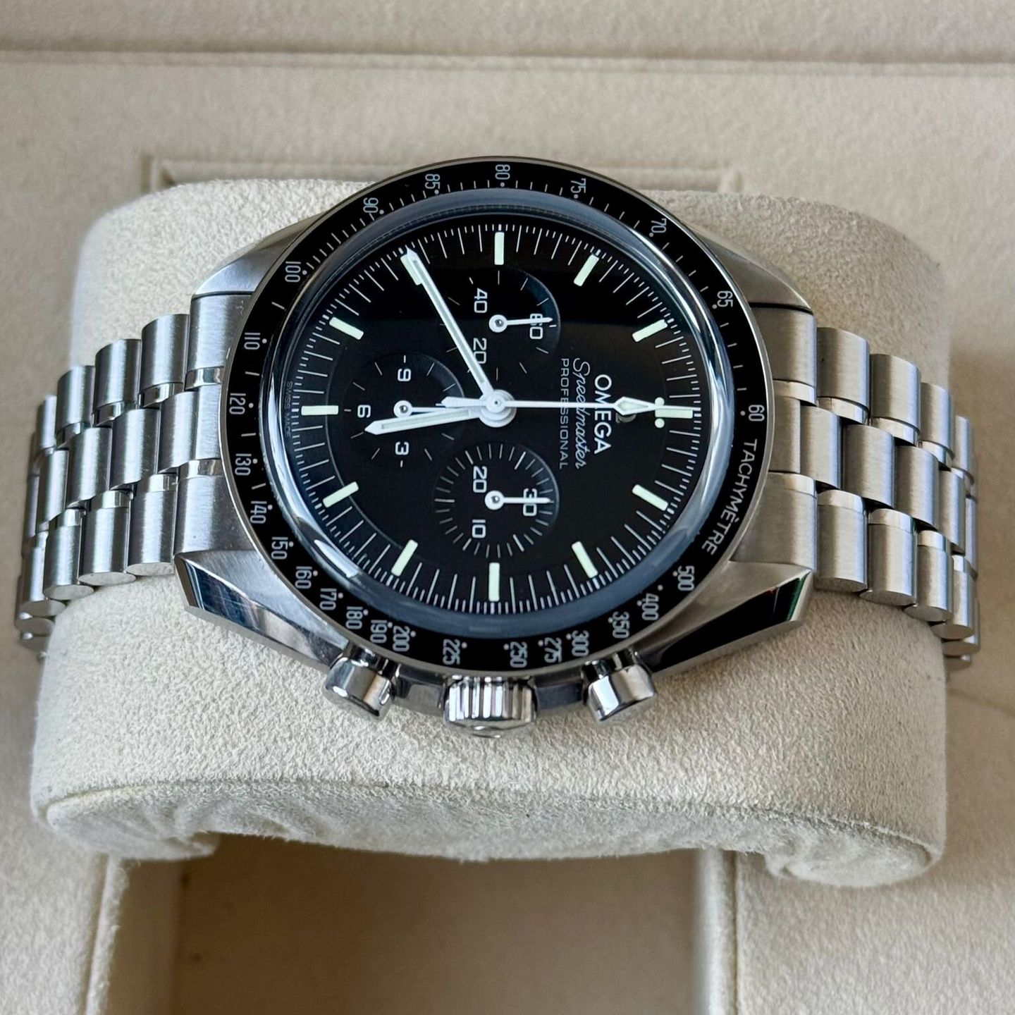 Omega Speedmaster Professional Moonwatch 310.30.42.50.01.002 (2023) - Black dial 42 mm Steel case (4/7)