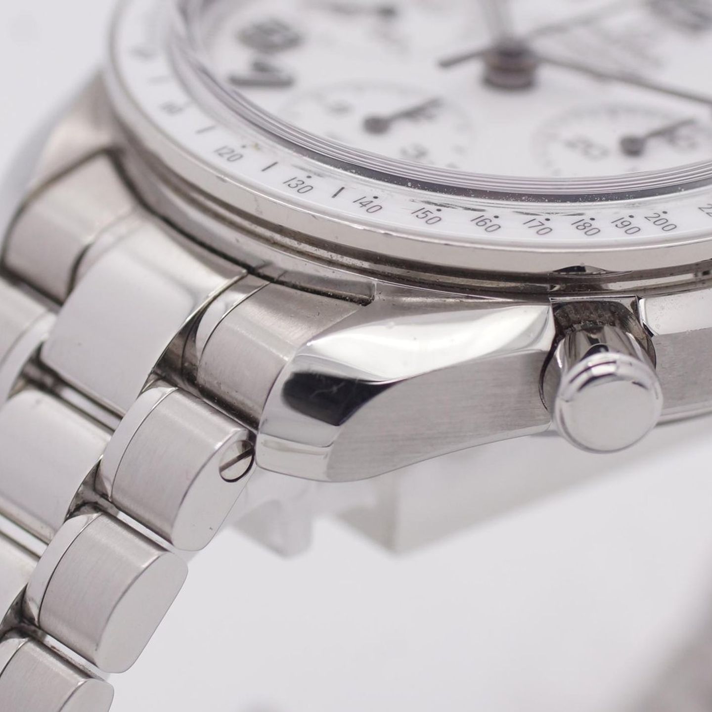 Omega Speedmaster Date 324.30.38.40.04.001 - (5/8)